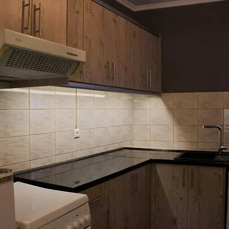 Yianni's House بلاتامونيس