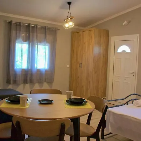شقة Yianni's House